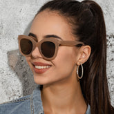 Neue Sonnenbrille mit großem Rand für Damen