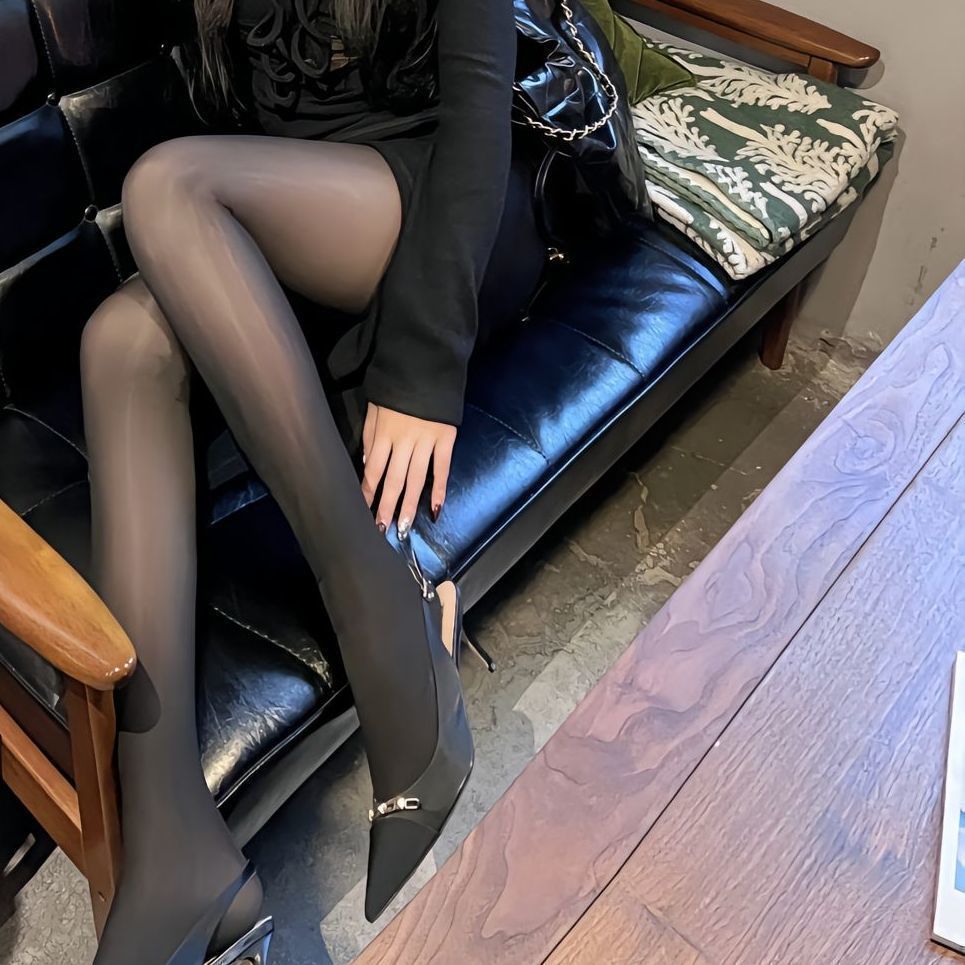 Pferdeölsocken, glänzende Strümpfe, Gefühl